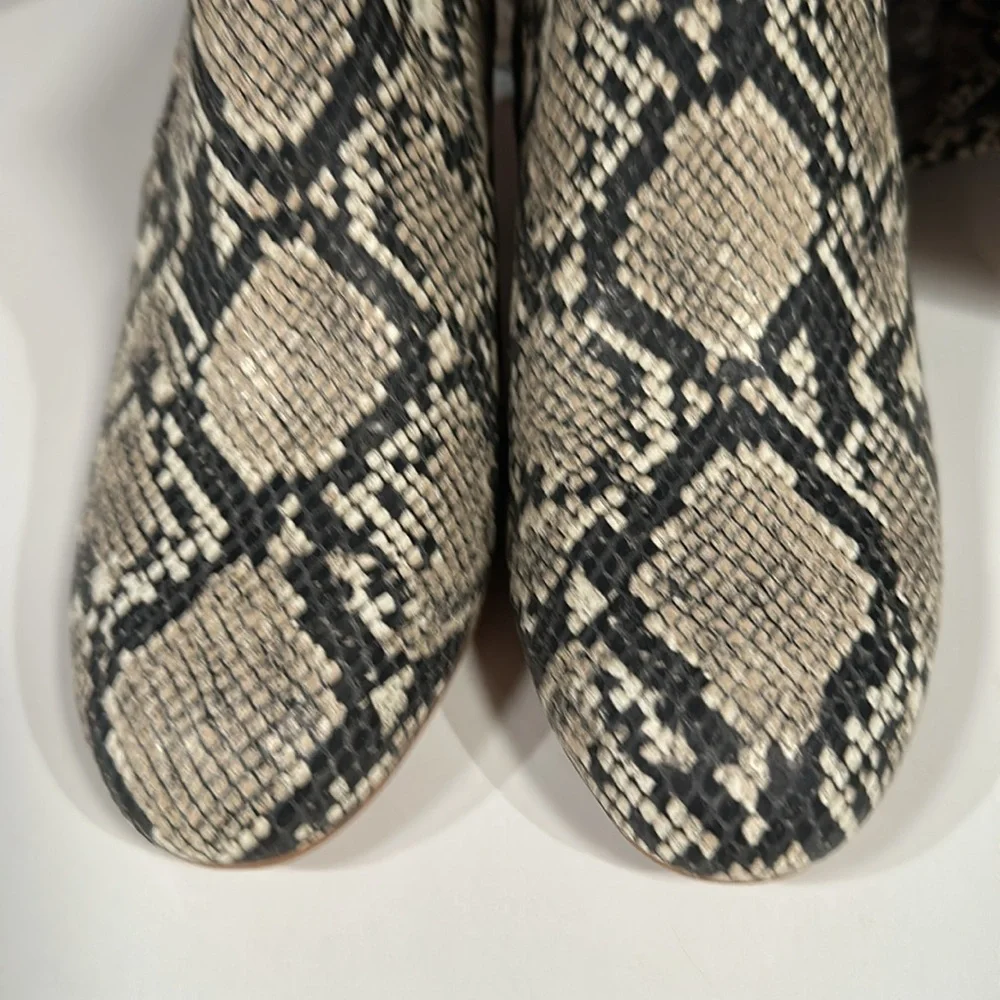 NEW Gianni Bini Snake Print Over The Knee Boot